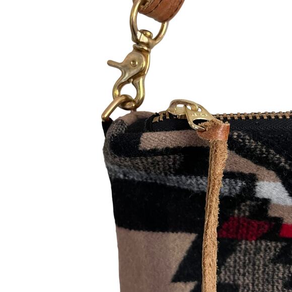 Rais Cane Vida Crossbody Bag with Pendleton Wool and Leather - Picture 4 of 14